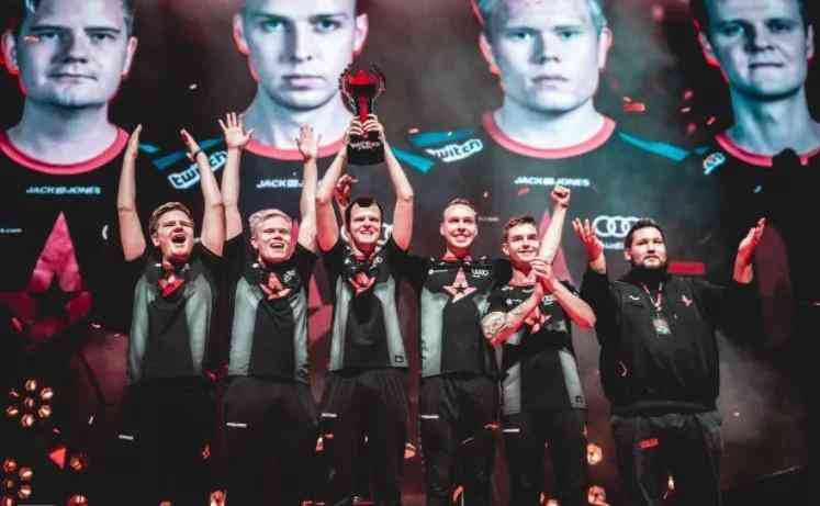 梅开二度 梅开二度